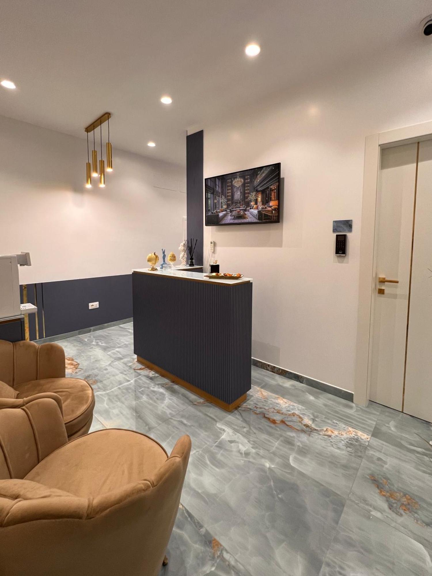 Suite 14 Scalea Exteriör bild